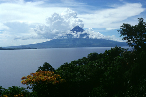 Volcanology, Mt. Mayon, Philippines